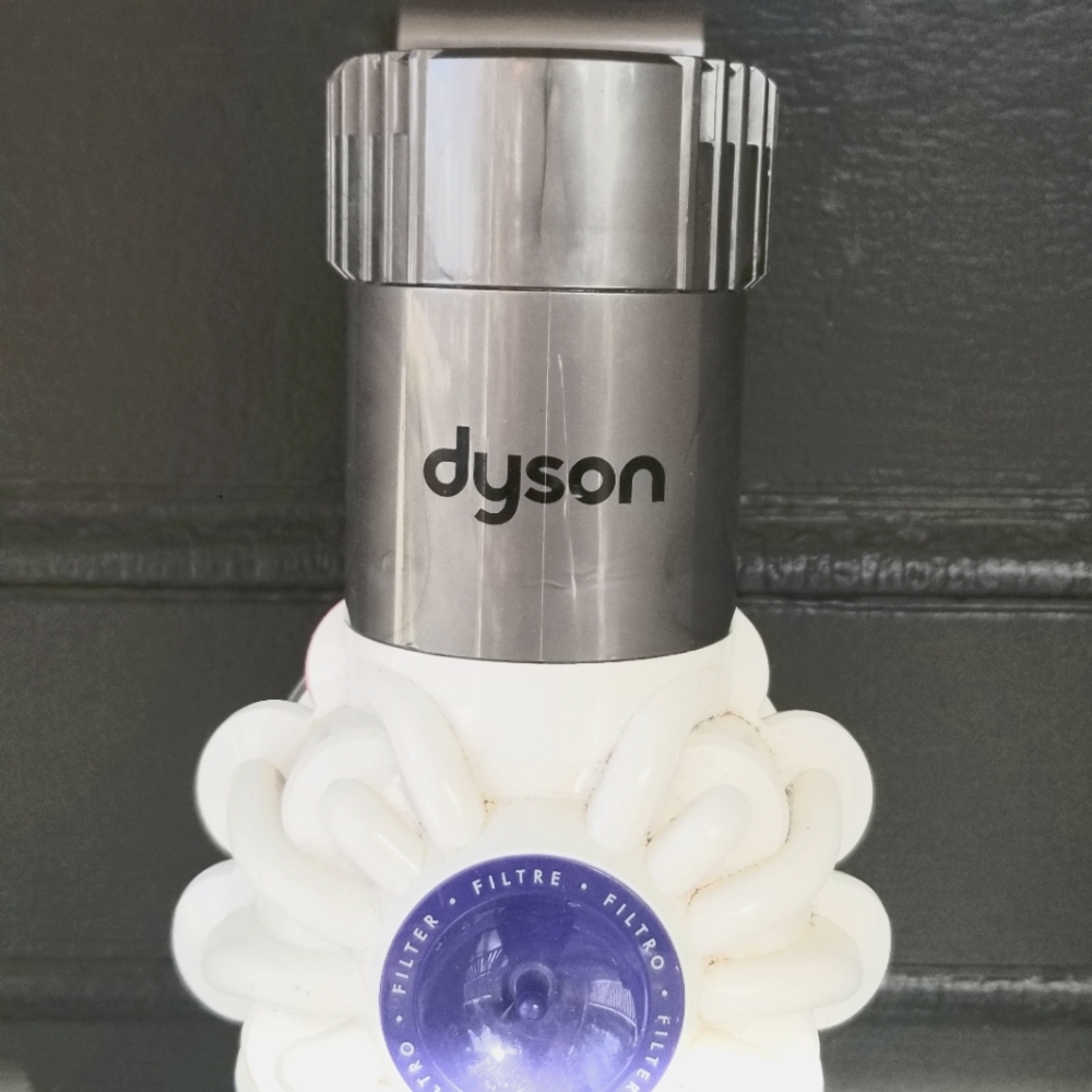 Dyson handheld Vacuum